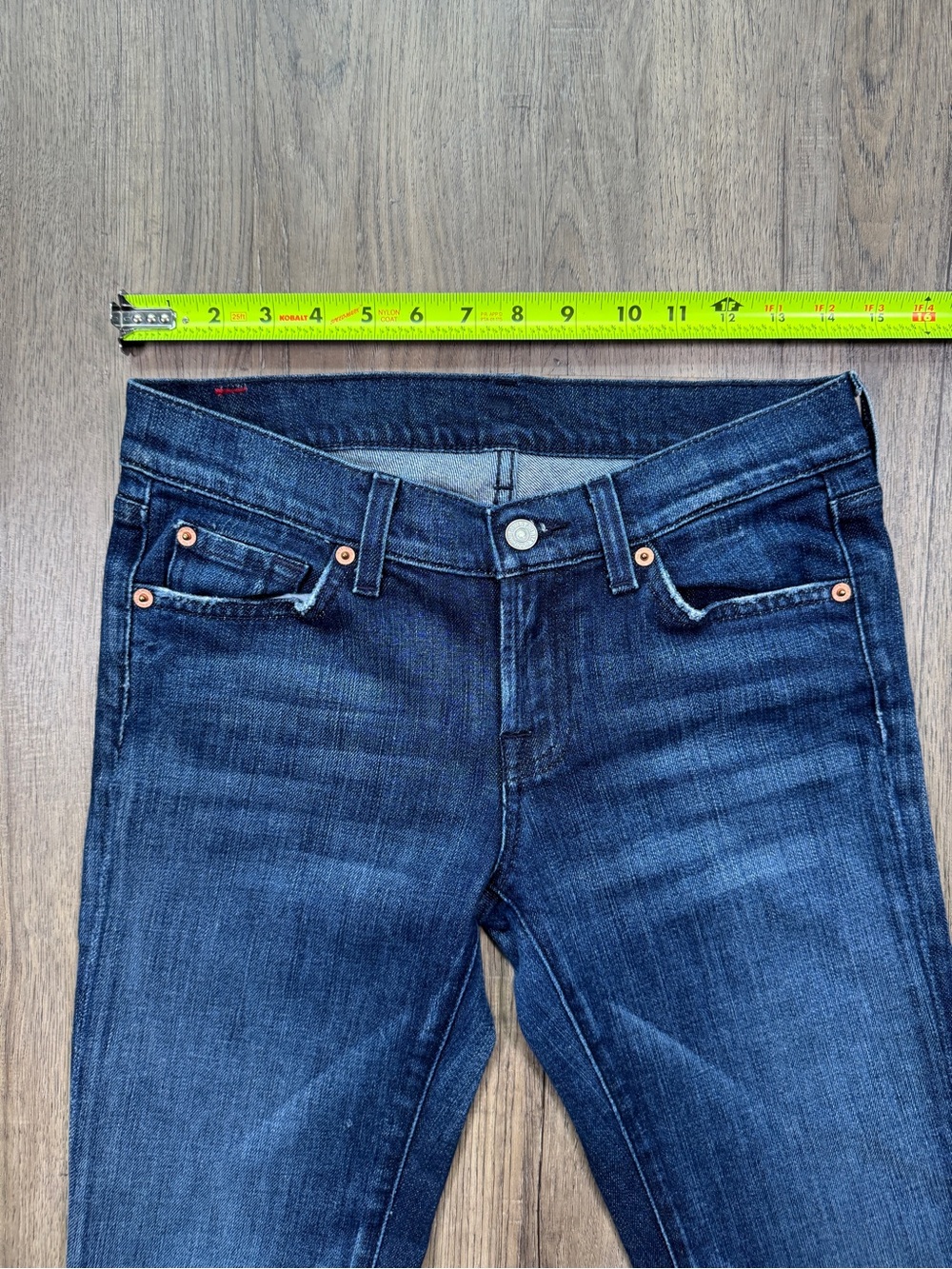 7 For All Mankind Bootcut Jeans Sz 26 Dark Wash Rare Pocket Detail - Picture 5 of 14